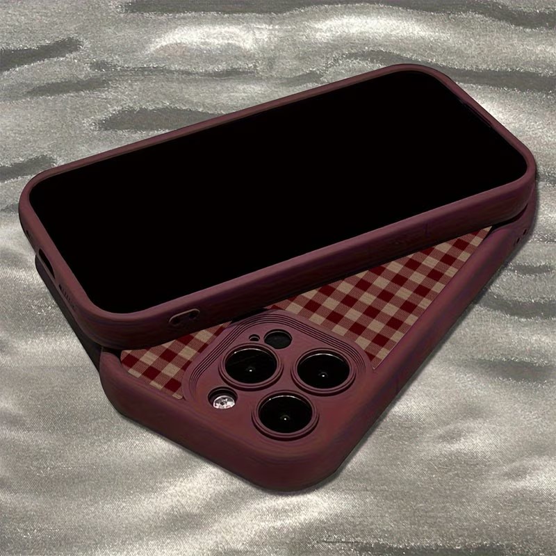 Etui na telefon iPhone 15Pro 1 – Wine & Beer Emporium recenzja i cena